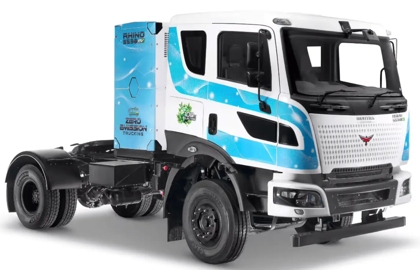 Montra Delivers Rhino EV to UltraTech